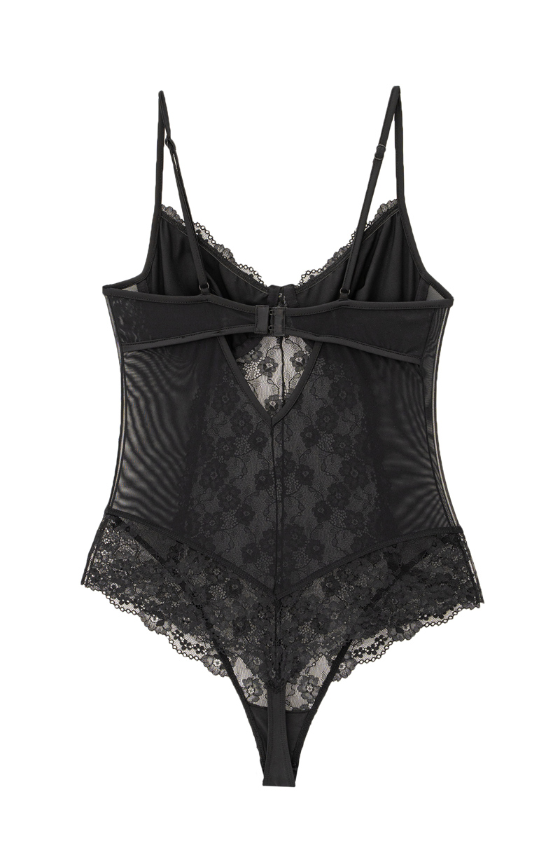 Siyah Dantelli Çıtçıtlı G-String Bodysuit