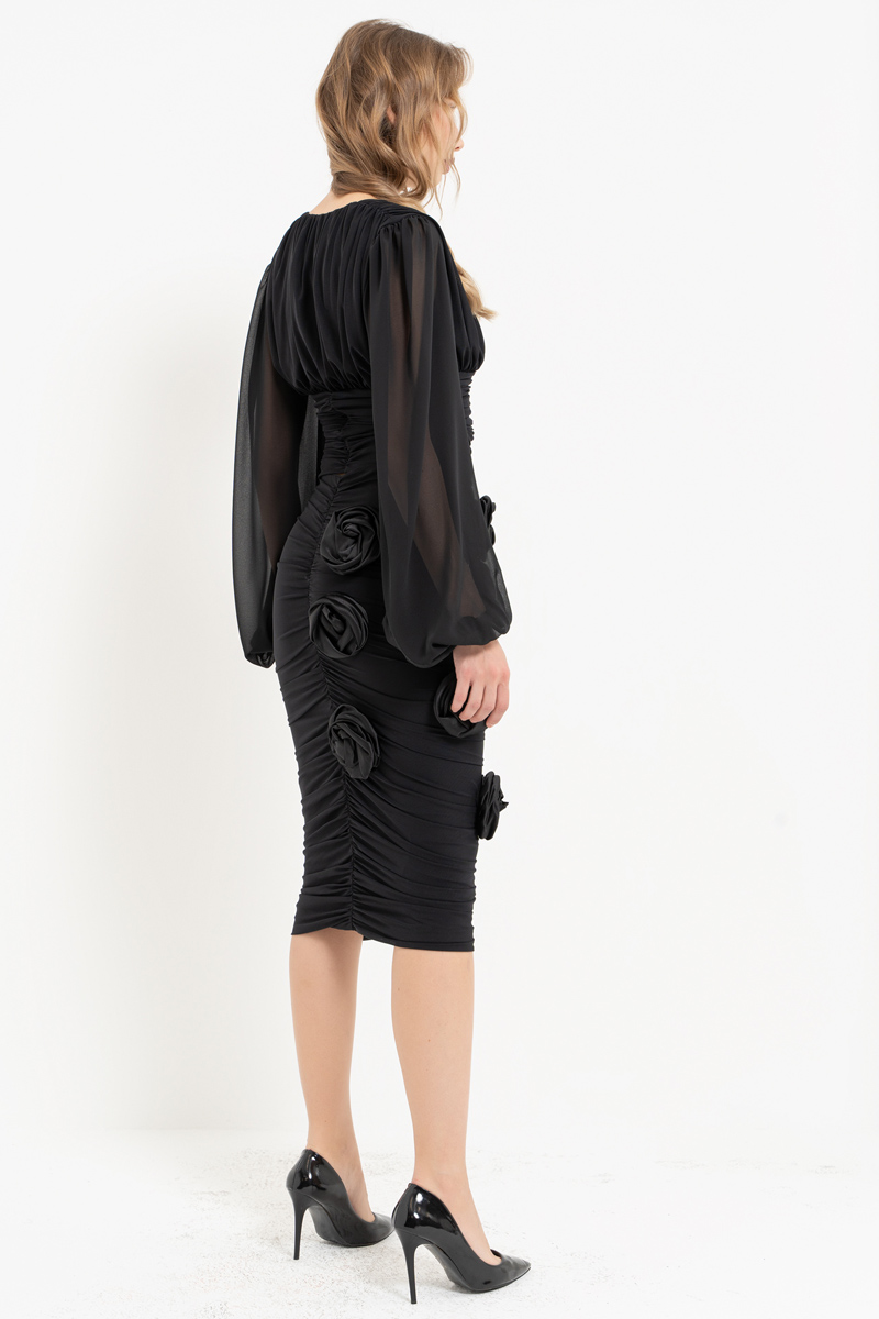 Siyah Gül Detaylı Midi Tül Etek