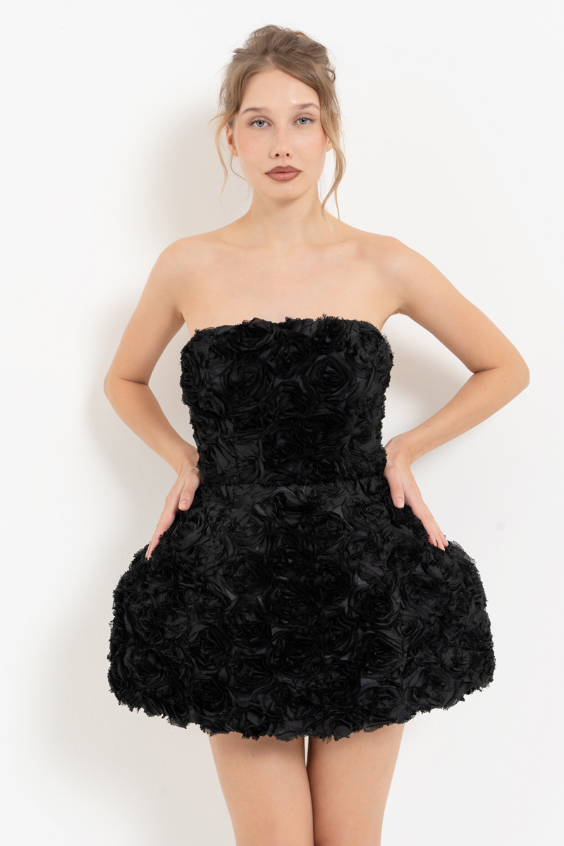 Siyah Straplez Güllü Mini Elbise