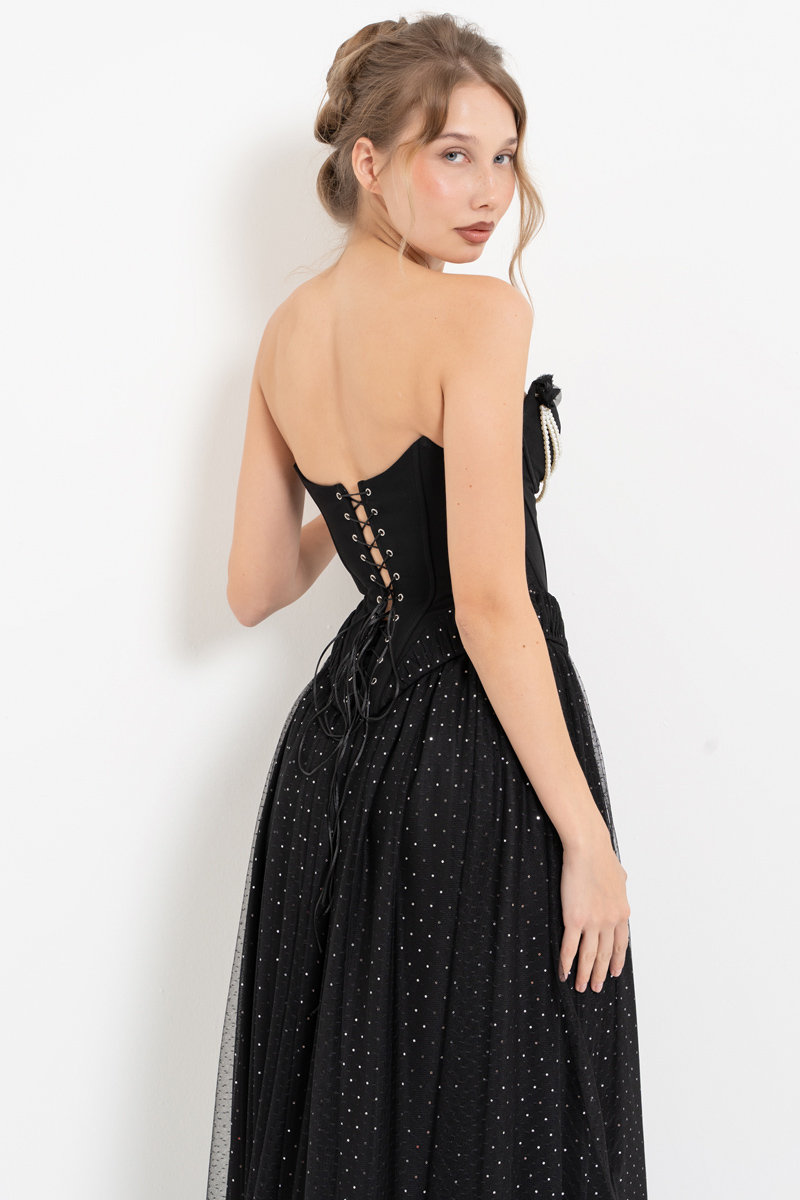 Siyah-Gümüş İnci Detaylı Büstiyer & Uzun Tül Etek Takım