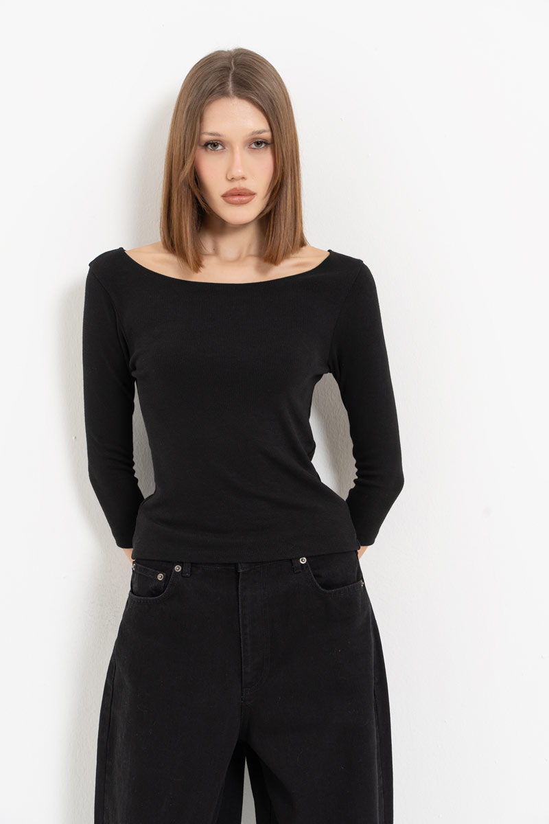 Black Long-Sleeve Boat-Neck Top