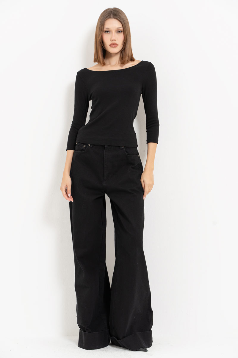 Black Long-Sleeve Boat-Neck Top