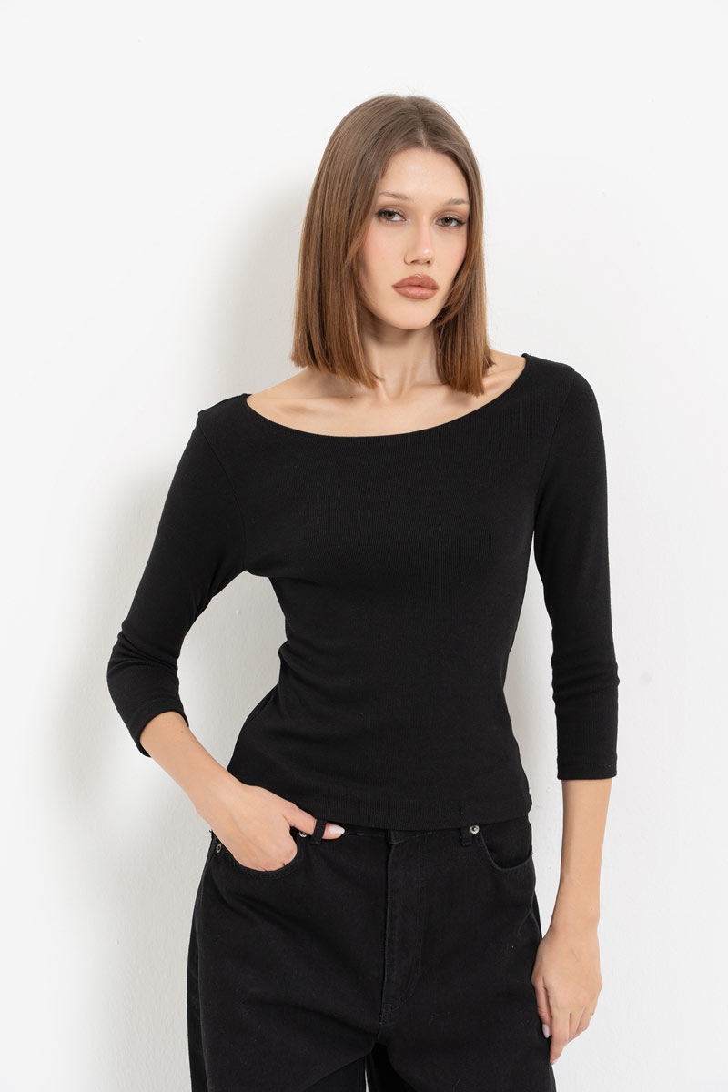 Black Long-Sleeve Boat-Neck Top