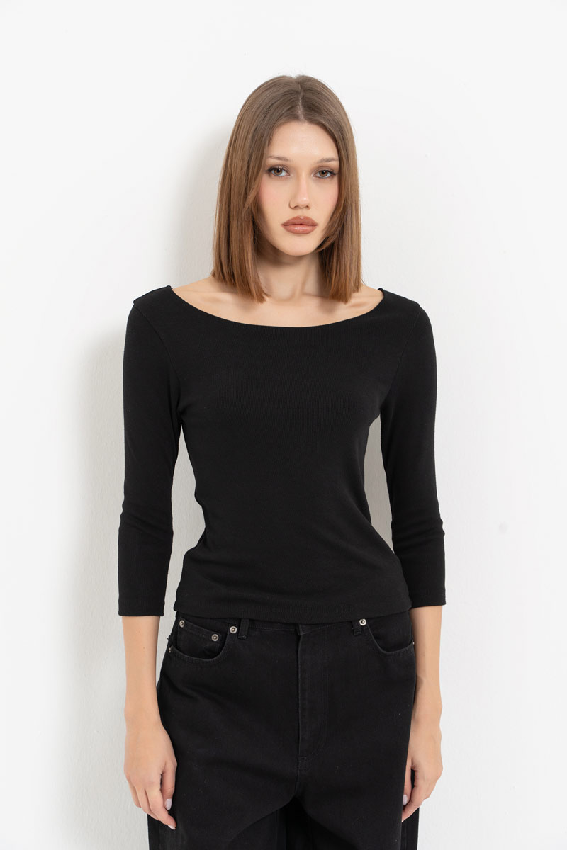 Black Long-Sleeve Boat-Neck Top