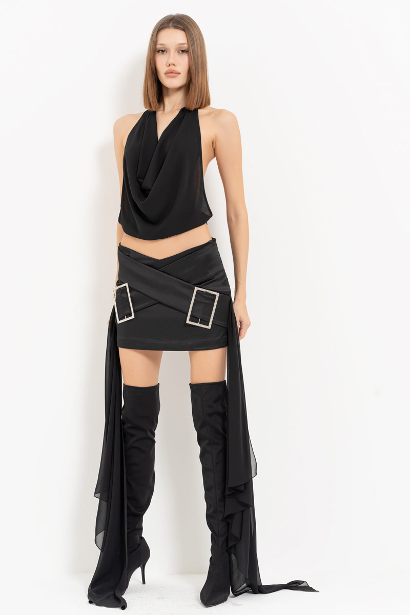 Siyah Degaje Yaka Büstiyer & Taşlı Kemer Tokalı Mini Etek Takım