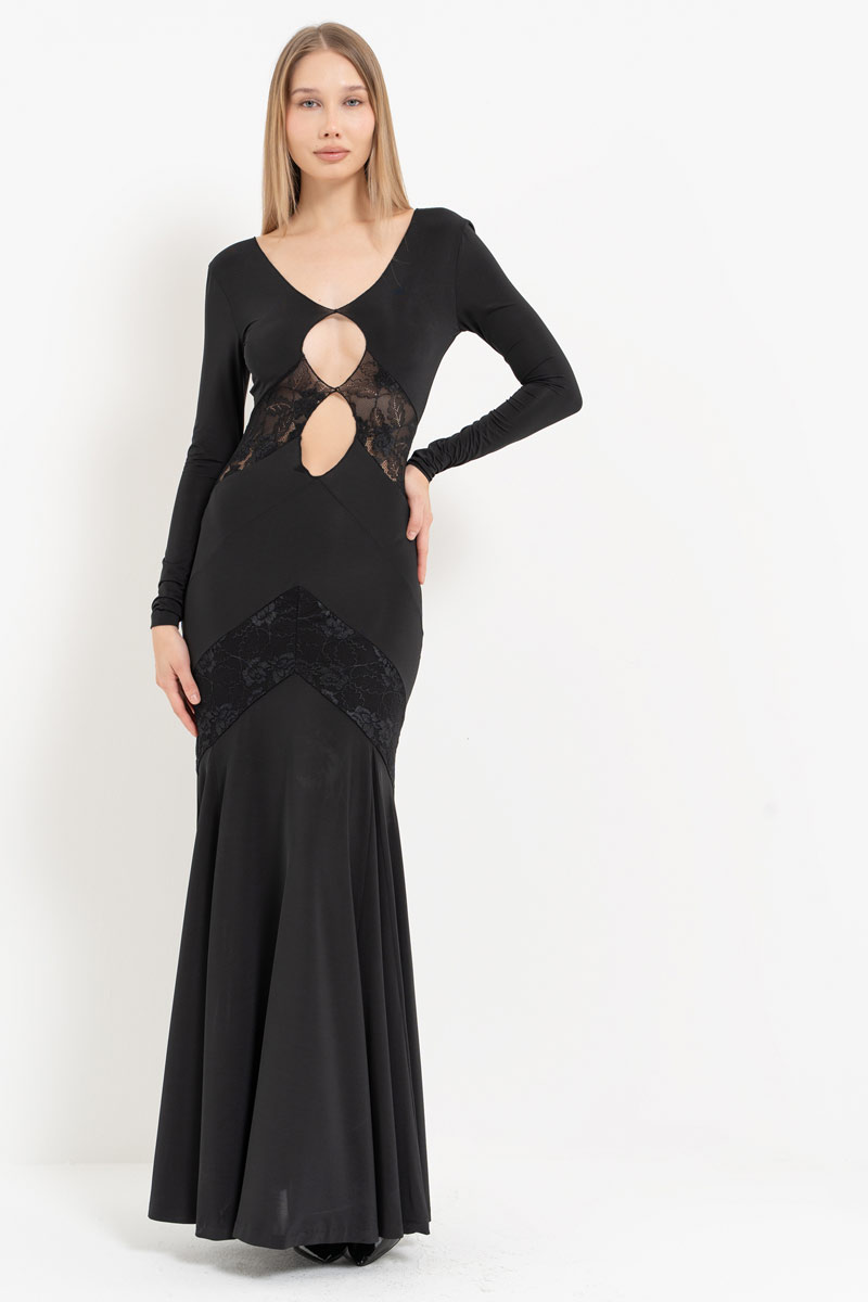 Dekolte Detaylı Maxi Dantel Elbise