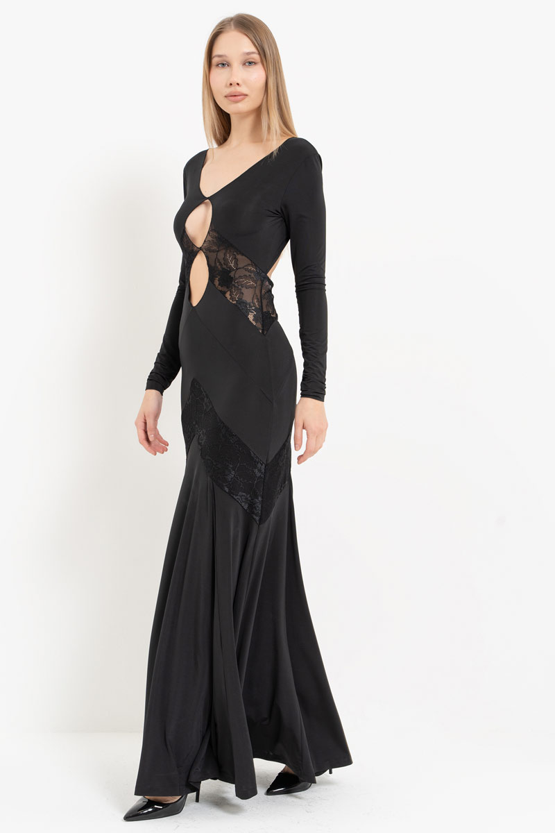 Dekolte Detaylı Maxi Dantel Elbise