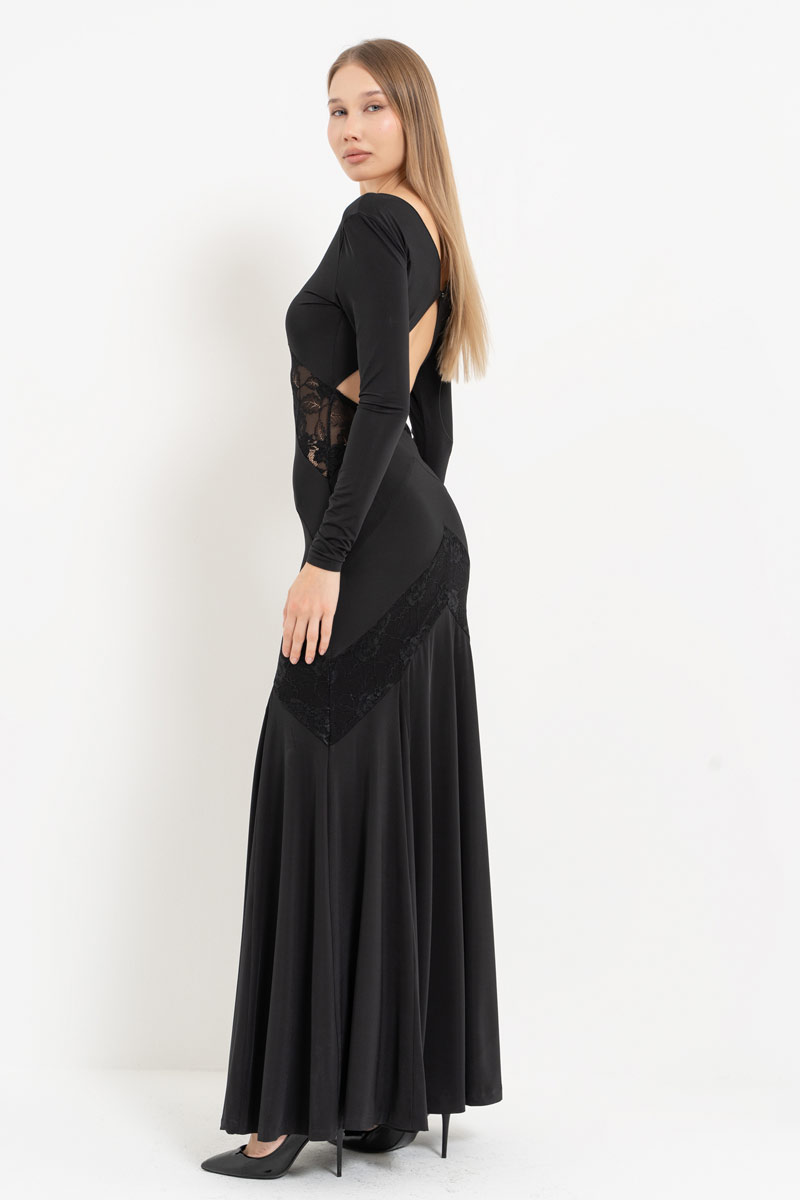 Dekolte Detaylı Maxi Dantel Elbise