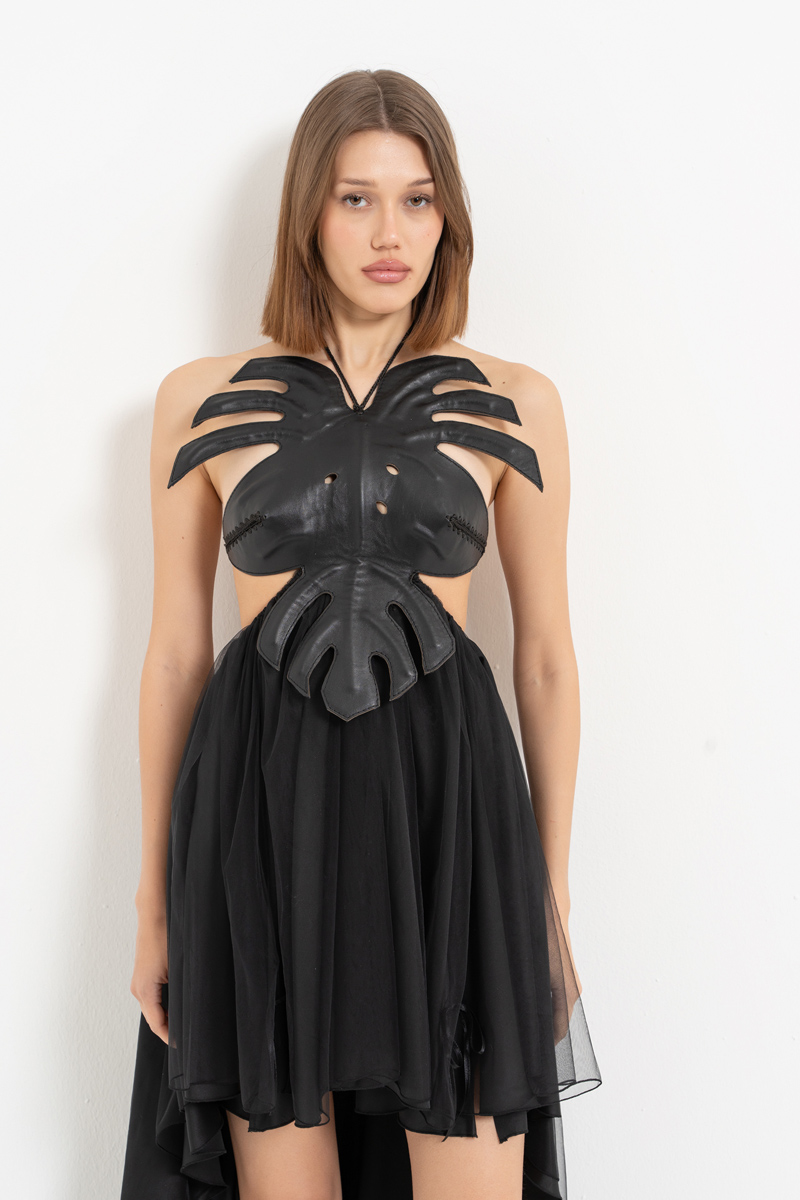 Siyah Deri Büstiyerli Önü Kısa Arkası Uzun Elbise