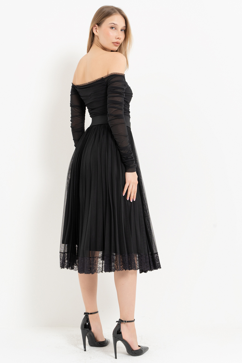 Siyah Madonna Yaka Midi Tül Elbise