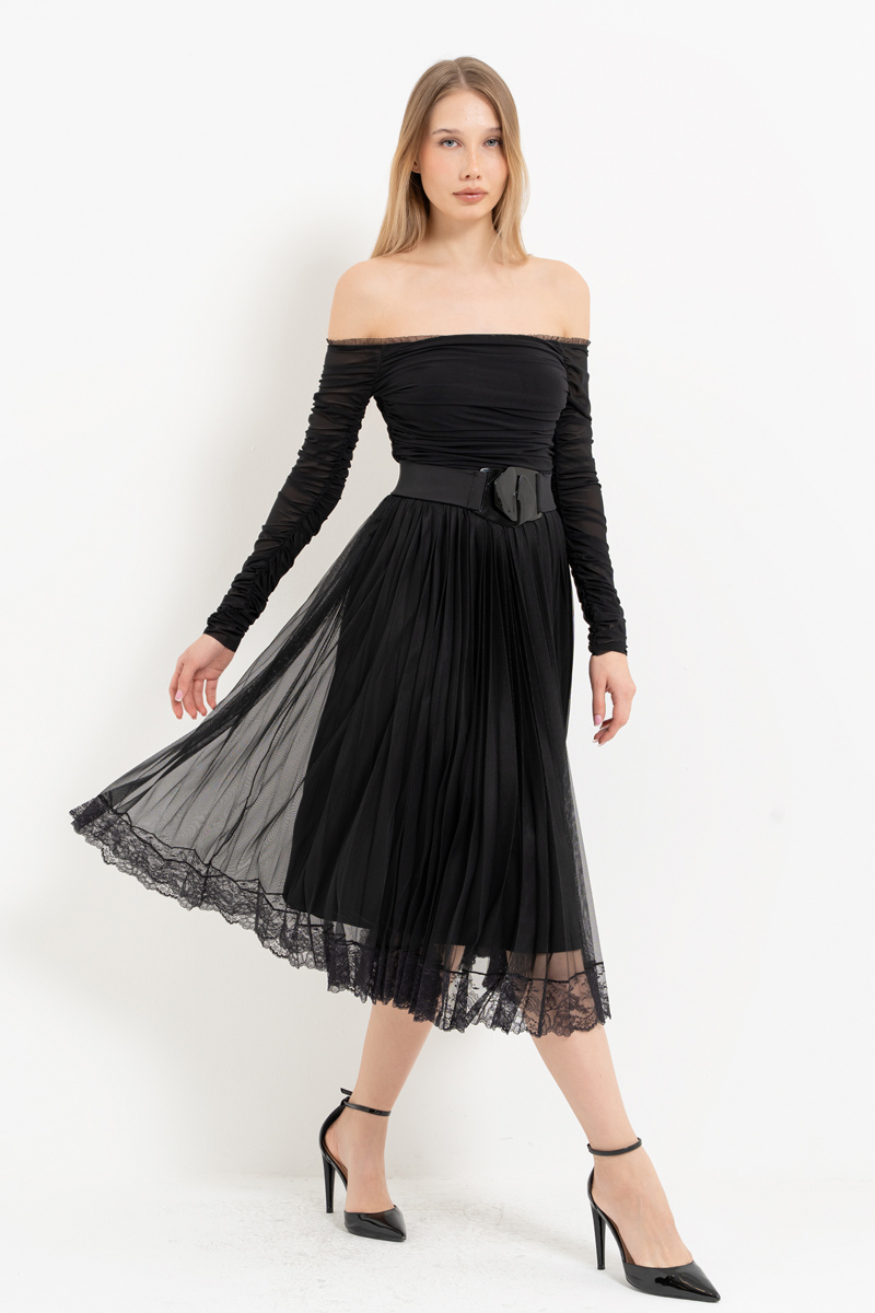 Siyah Madonna Yaka Midi Tül Elbise