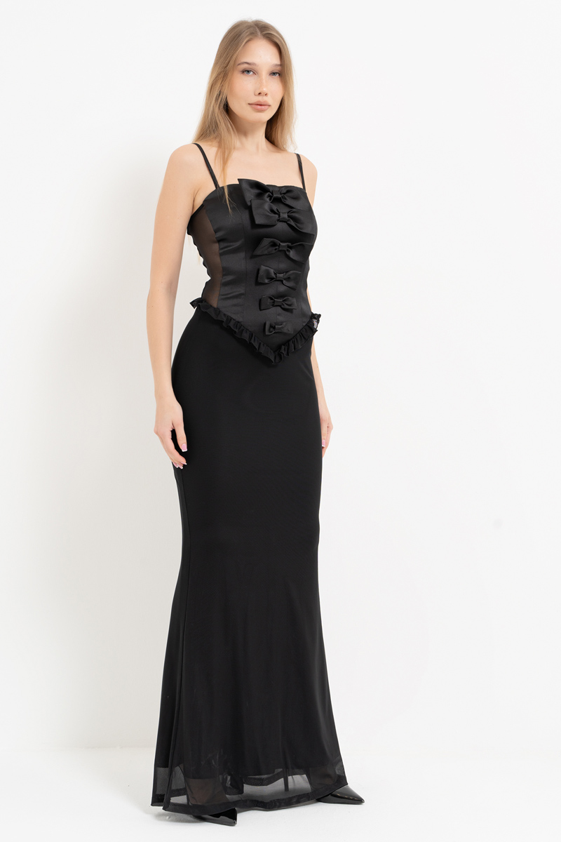 Siyah Askılı Fiyonk Detaylı Uzun Elbise