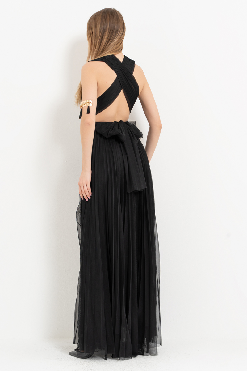 Siyah Roba Bağlamalı Pliseli Uzun Elbise