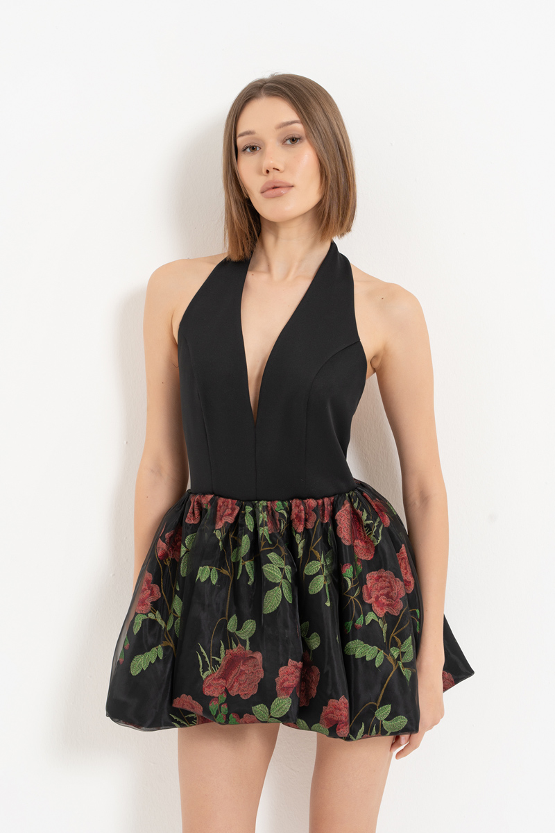 Siyah Boyundan Geçmeli Balon Etekli Mini Elbise