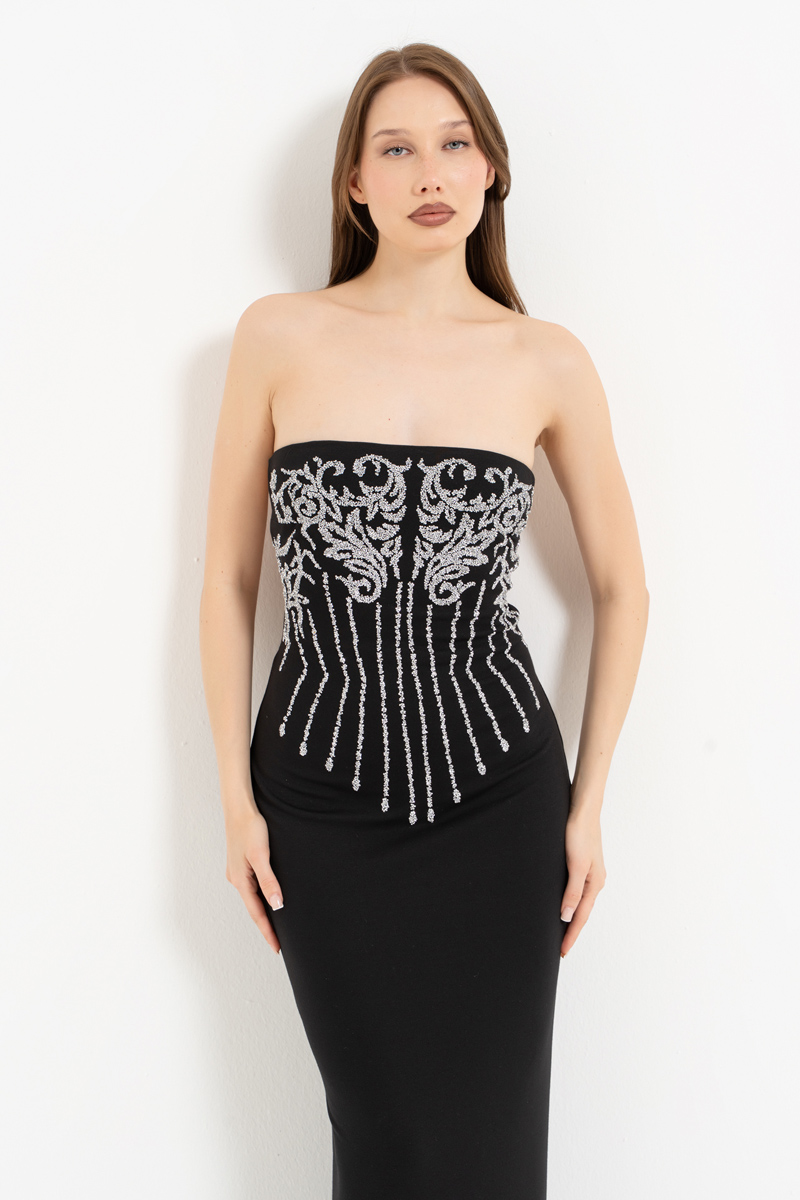 Siyah-Gümüş Sırt Dekolteli Taş Baskılı Straplez Elbise