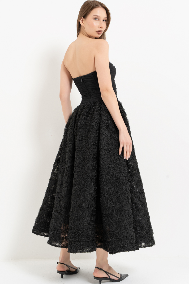 Siyah Straplez Büzgülü Midi Elbise