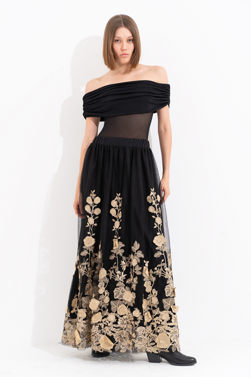 Siyah Çiçek İşlemeli Uzun Tül Etek