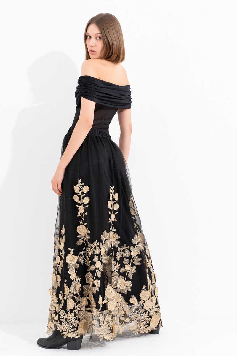 Siyah Çiçek İşlemeli Uzun Tül Etek