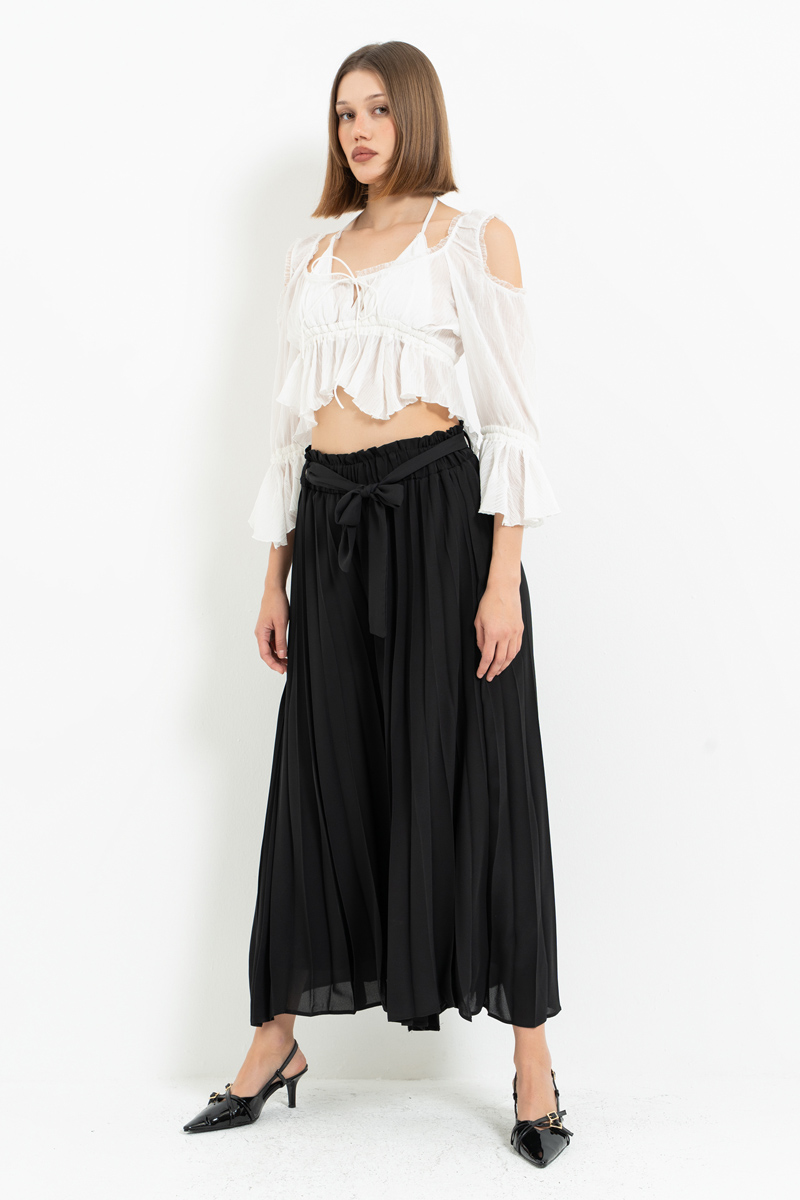 Siyah Beli Lastikli Pileli Pantolon