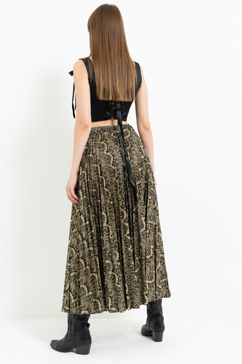 Siyah-Altin Desenli Pileli Uzun Etek
