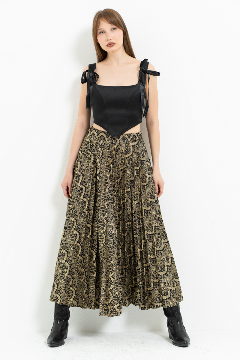 Siyah-Altin Desenli Pileli Uzun Etek