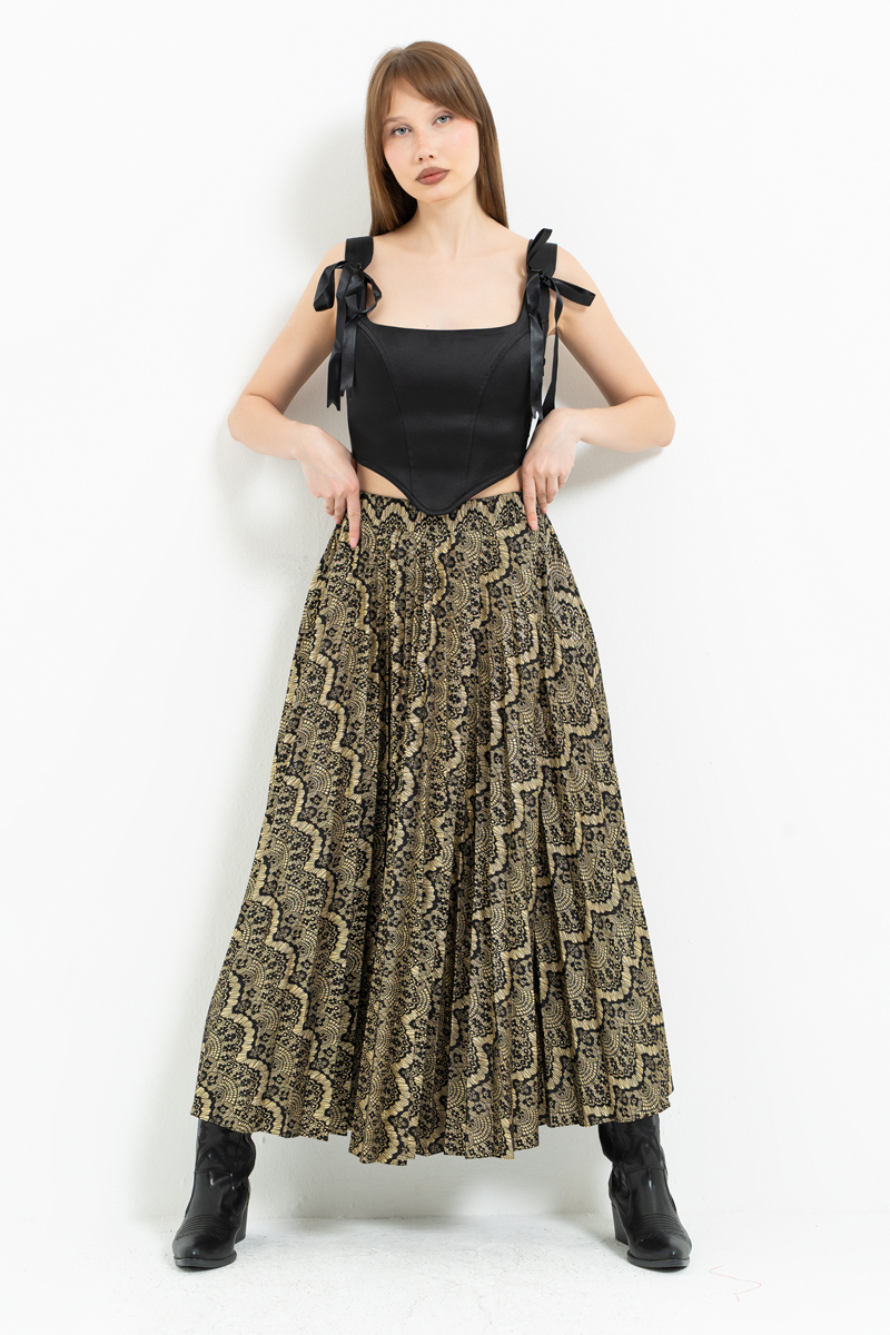 Siyah-Altin Desenli Pileli Uzun Etek