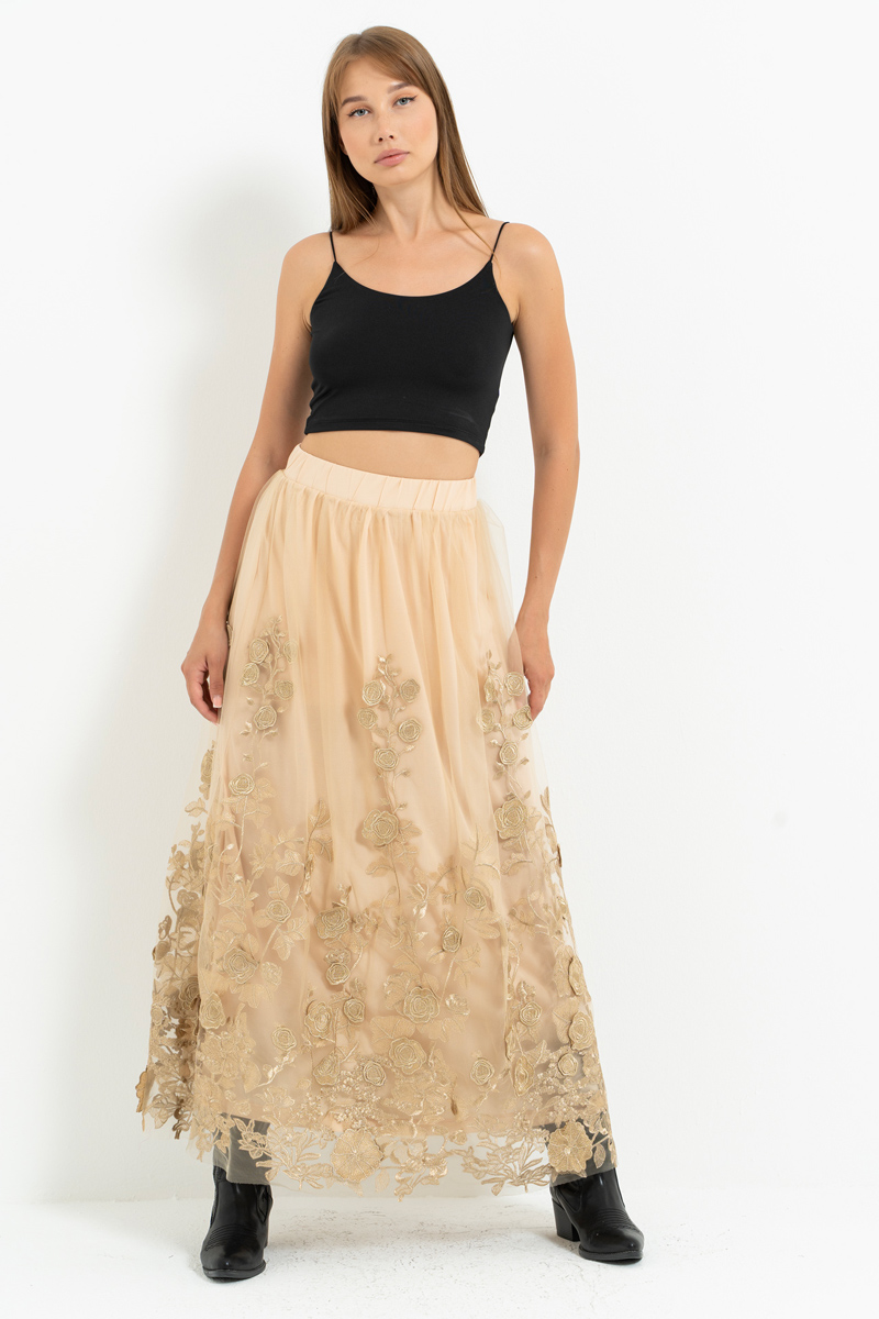 Kum Çiçek İşlemeli Uzun Tül Etek