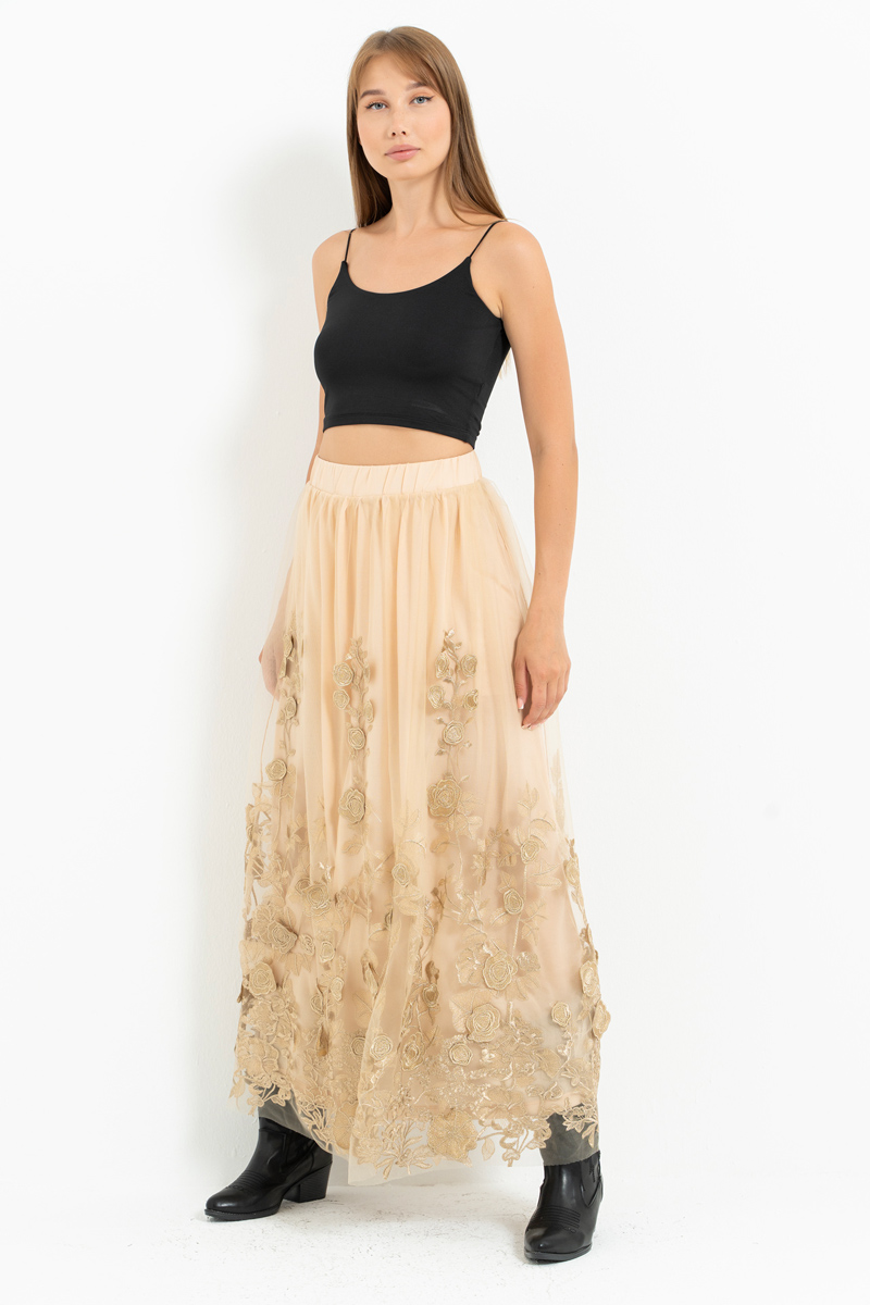 Kum Çiçek İşlemeli Uzun Tül Etek
