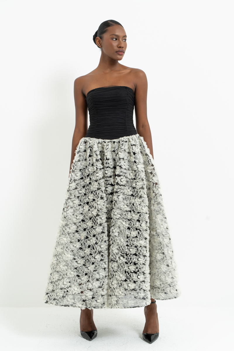 Siyah-Kirli Beyaz Straplez Büzgülü Midi Elbise