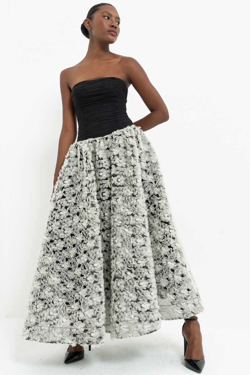 Siyah-Kirli Beyaz Straplez Büzgülü Midi Elbise