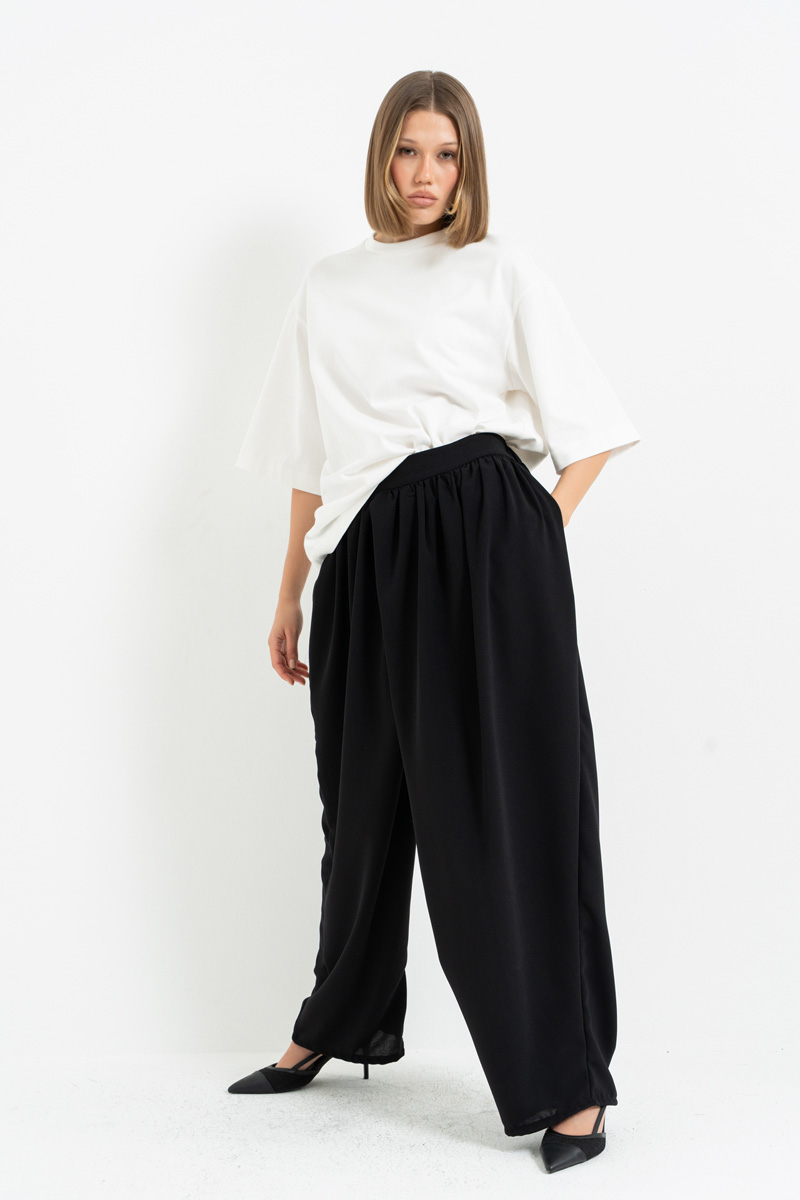 Siyah Önü Asimetrik Kapamalı Cepli Şalvar Pantolon