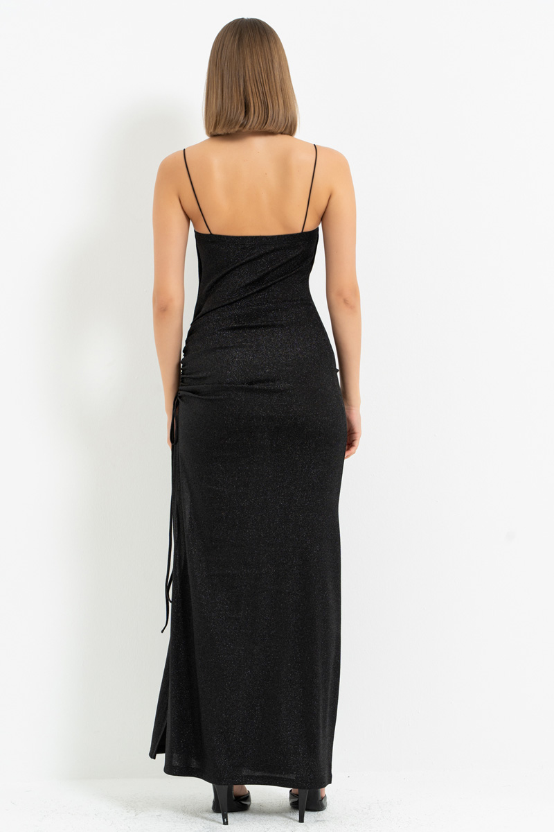 Siyah Yırtmaç Detaylı Uzun Simli Elbise