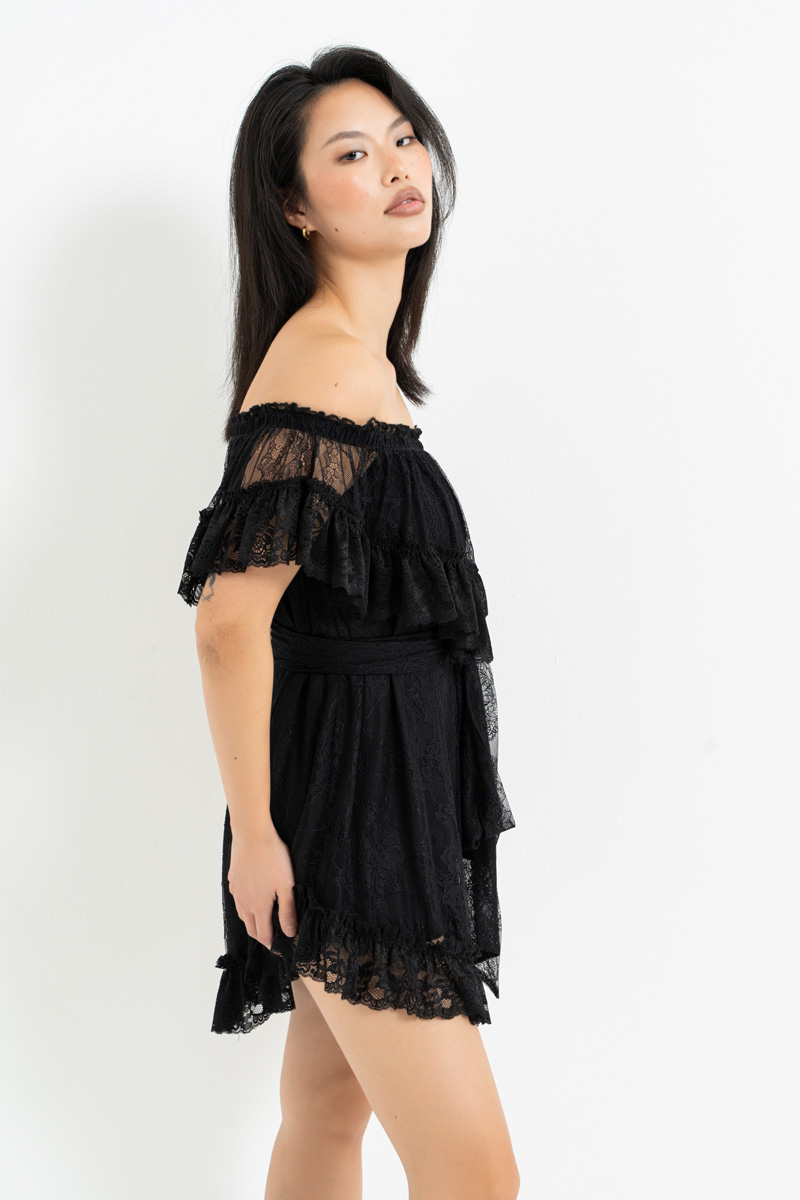 Siyah Kayık Yaka Dantelli Tulum Astarlı Elbise