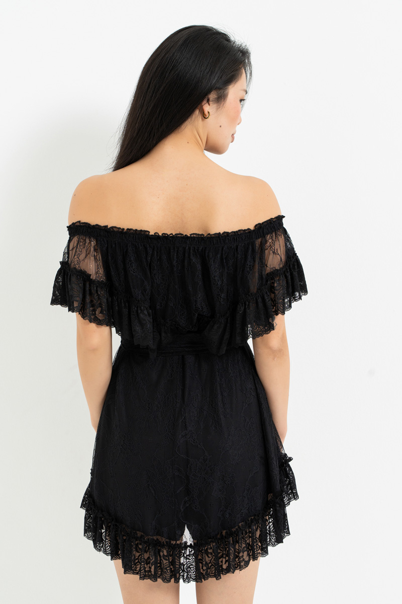 Siyah Kayık Yaka Dantelli Tulum Astarlı Elbise