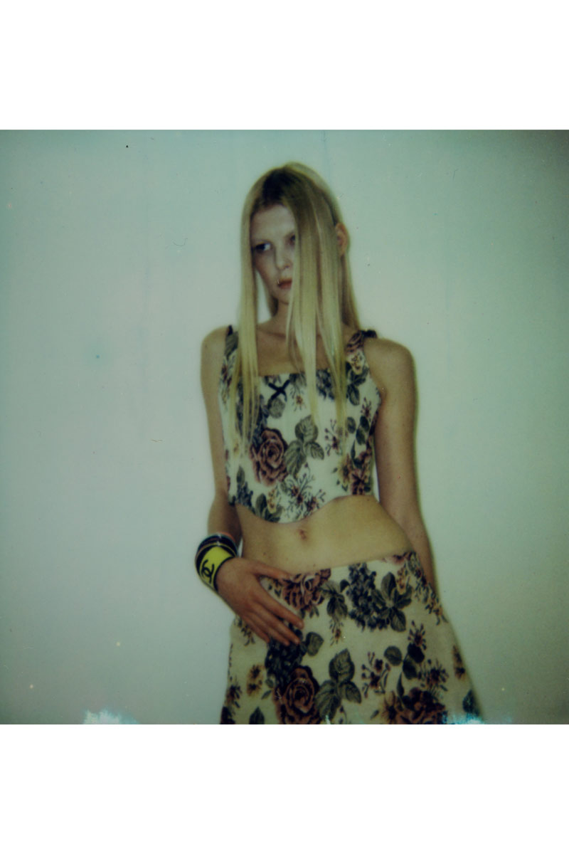 TEN-YEŞİL-ÇİÇEKLİ Çiçek Desenli Askılı Büstiyer & Mini Etek Takım