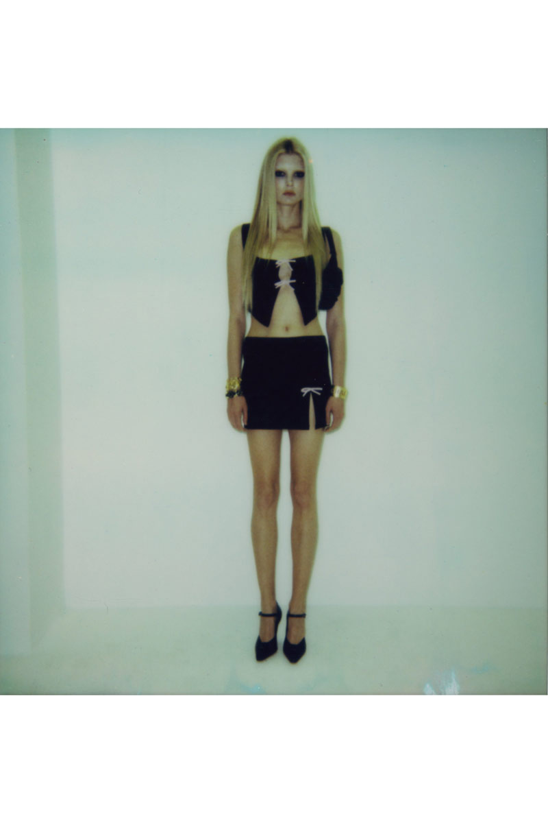 Siyah Kurdele Detaylı Askılı Büstiyer & Mini Etek Takım