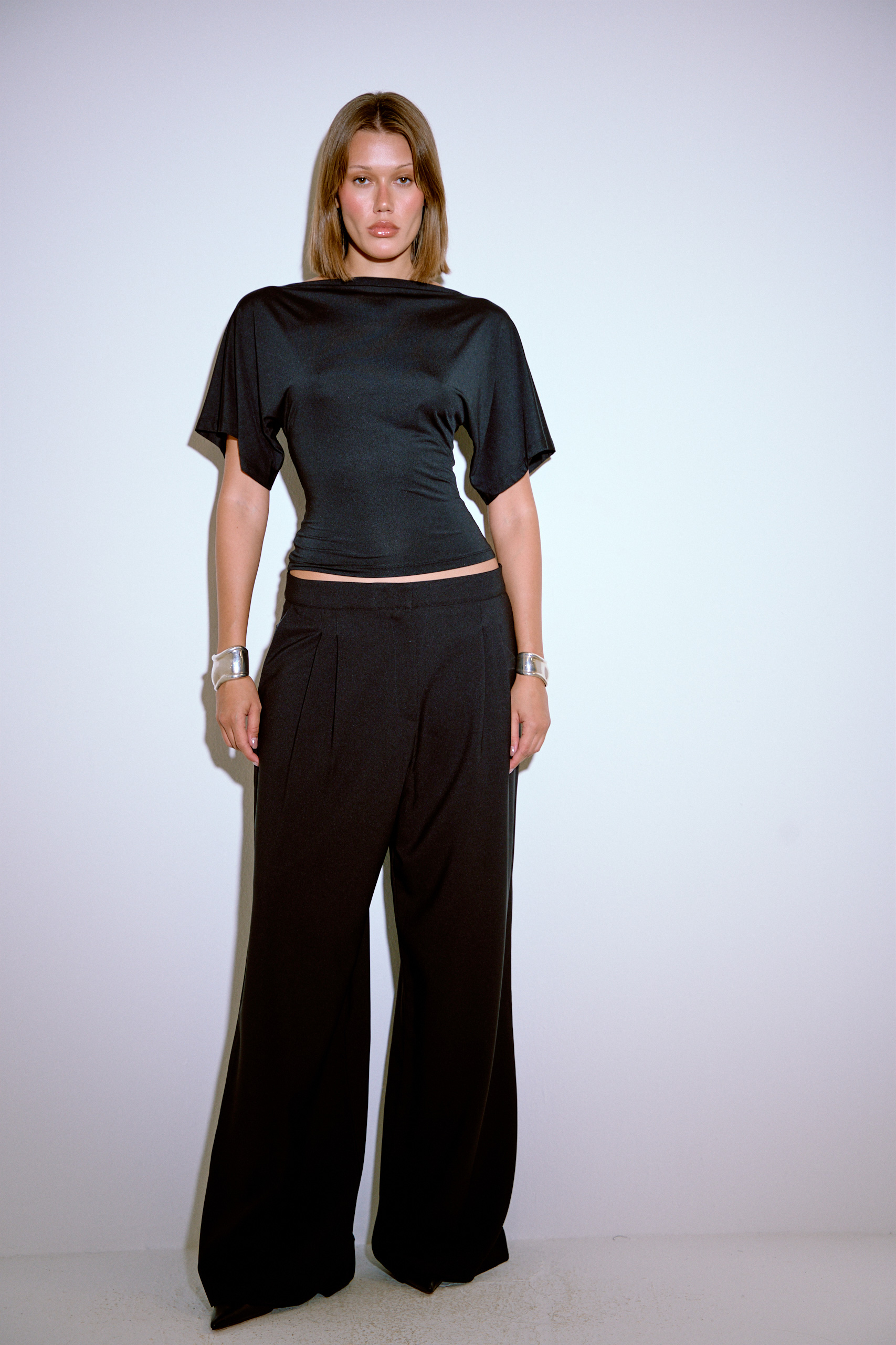 Black Pleated Loose-Fit Pants