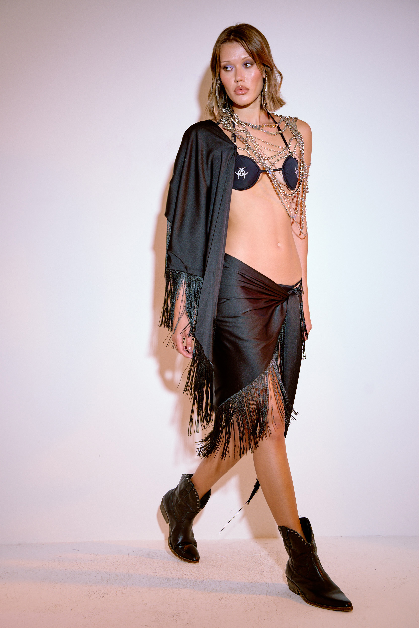 Reflektif Baskılı Siyah Bikini Takımı