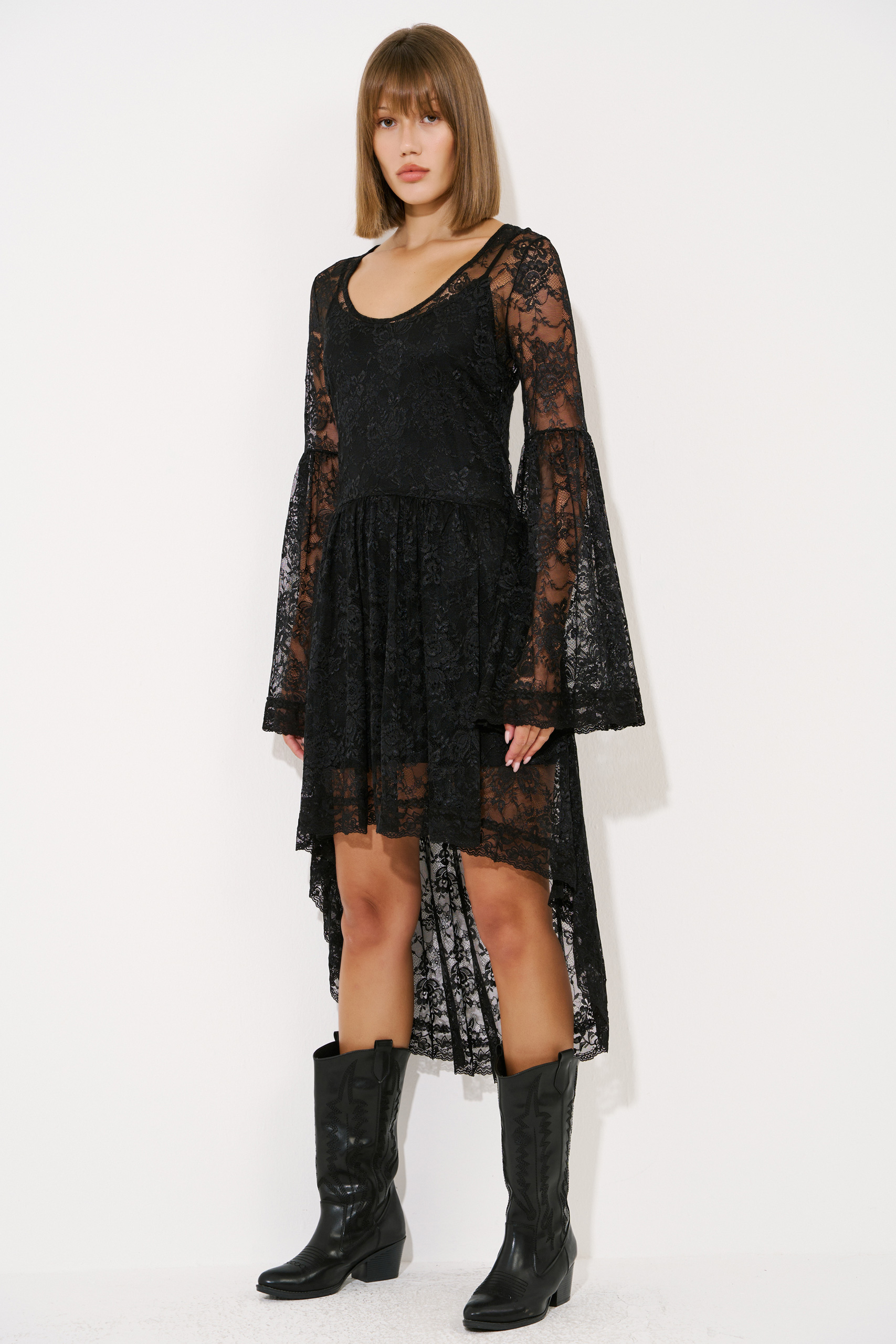Black Asymmetric-Skirt Lace Dress with Detachable Lining