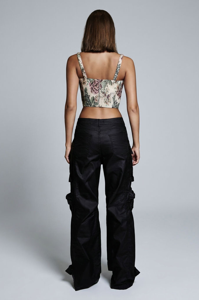Shiny Black with Pockets
