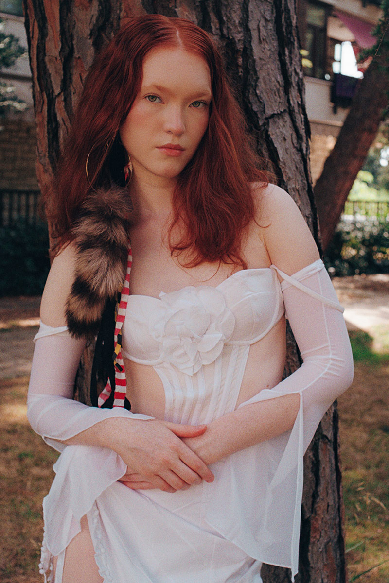 Off white Bağlama Detaylı G-String Bodysuit & Eldiven & Etek Takım