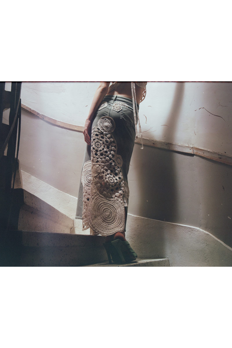 Yeşil Güpür Detaylı Kot Etek