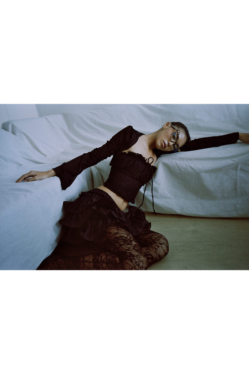 Siyah Straplez Büstiyer & Tül Bolero & Mini Etek Takım